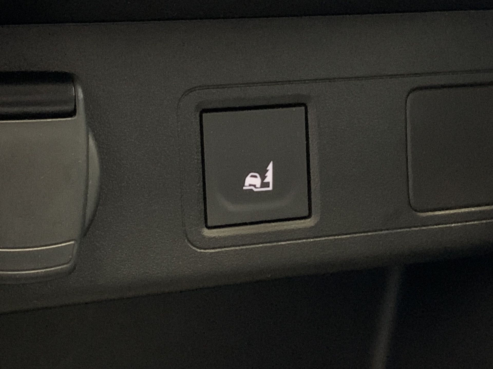 46103974-32.jpg
